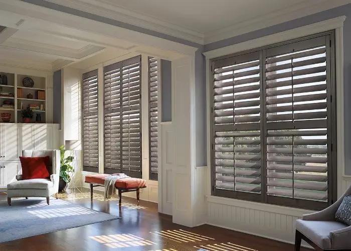 Shutters With Invisible Tilt